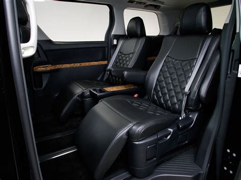 Interior Toyota Alphard - Toyota Cars Info