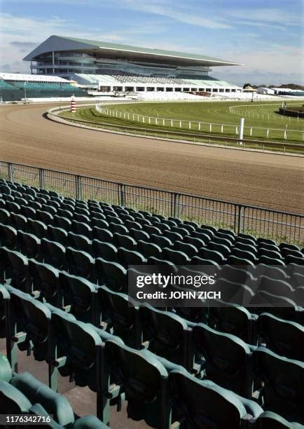 Arlington Park Racetrack Photos and Premium High Res Pictures - Getty ...