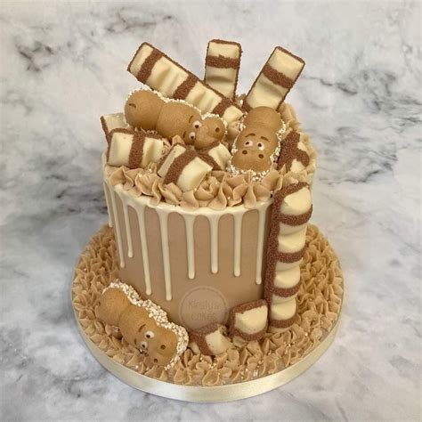 White chocolate kinder bueno cake – Artofit