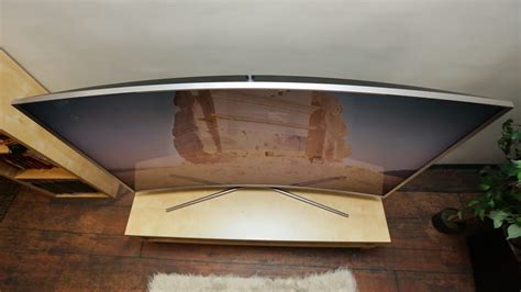 Curved TV isn't dead yet. Thanks, Samsung. - CNET