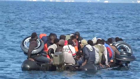 Record day for migrant crossings as 482 cross English Channel on ...