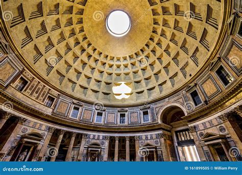 Dome Oculus Pantheon Rome Italy Stock Image - Image of catholicism, historical: 161899505