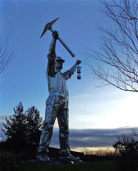 Brownhills Miner | The metal miner statue standing on Brownh… | Flickr