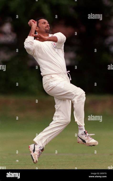 Cricket, Scotland v Bangladesh. Athar Ali Khan, Bangladesh Stock Photo - Alamy