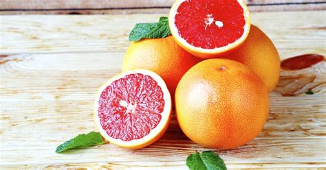 20 Pink Grapefruit Essential Oil Benefits (More Than Amazing Scent!)