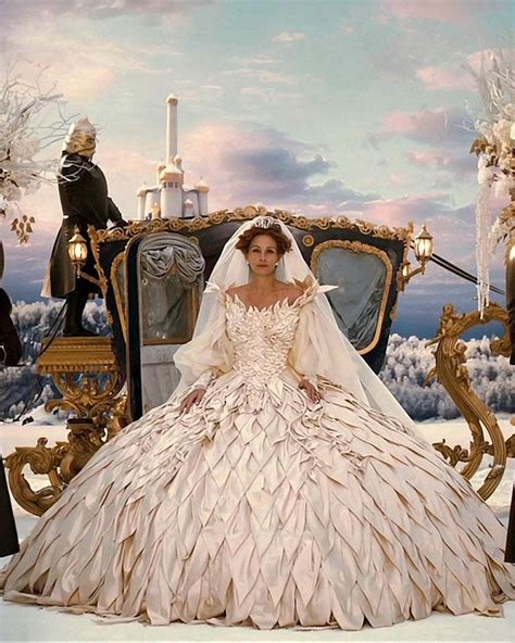 The Most Iconic Movie Wedding Dresses of All Time | Movie wedding ...