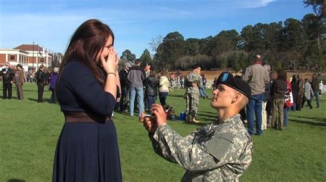 Military Soldier homecoming, surprise their Family 2016 Homecoming Tags ...