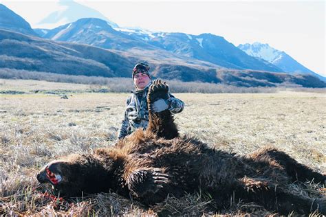 Bears - Alaska Expedition Hunting