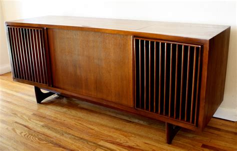 Pin by Julie Schwartz on Chris and Amber's Living Room | Vintage stereo console, Stereo console ...