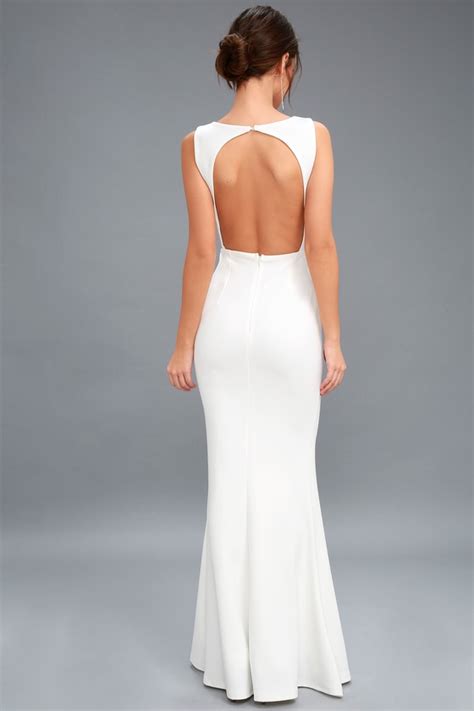 Chic White Dress - Maxi Dress - Backless Dress