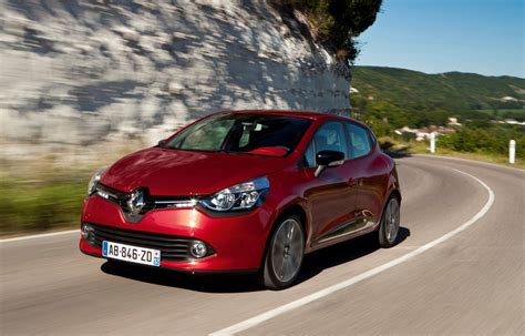 Renault Clio, în Romania de la 10.200 euro - AutoMarket