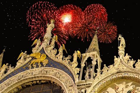 Capodanno Fireworks | ITALY Magazine