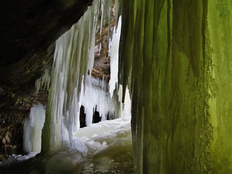 Exploring the Eben Ice Caves in Michigan's Upper Peninsula | Upper ...