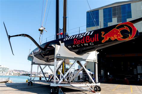 America's Cup. Alinghi Red Bull Racing dévoile son AC75 à Barcelone