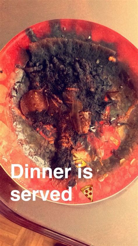 Burnt pizza Snapchat meme Snapchat Meme, Food Snapchat, Pizza, Burnt ...