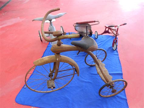 VINTAGE TRICYCLE | BuffysCars.com