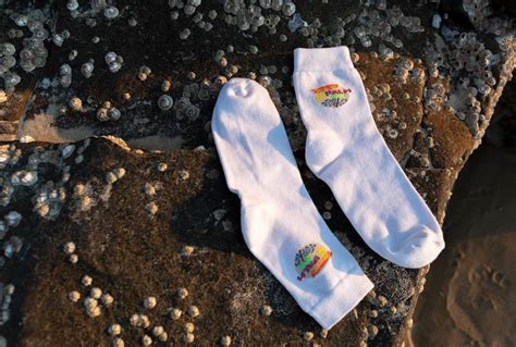 80s Beach Party Socks | Woven Palm