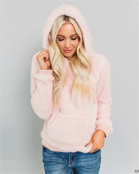 *Expired* 40% off Sherpa Tops - Freebies 4 Mom