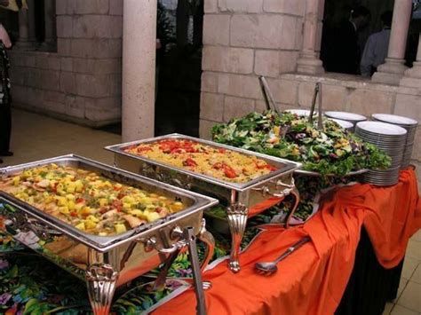 wedding catering buffet style | Wedding buffet display! | Wedding catering, Wedding buffet ...