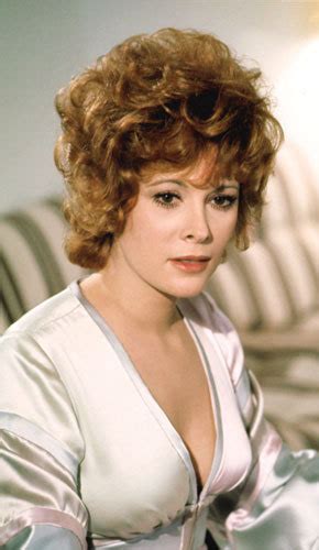 Jill St. John / Tiffany Case - Bond girls Photo (3326664) - Fanpop