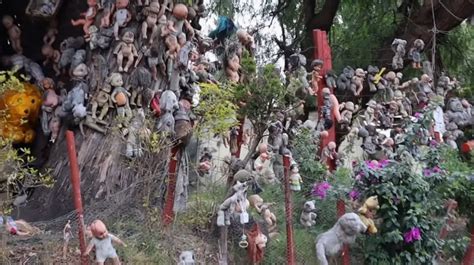 Island of the Dolls – Mexico Unexplained