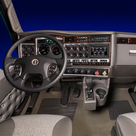 Kenworth T800 Interior | Truck interior, Kenworth, Trucks and girls