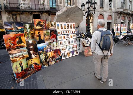 Artists stalls, La Rambla, Barcelona Stock Photo - Alamy