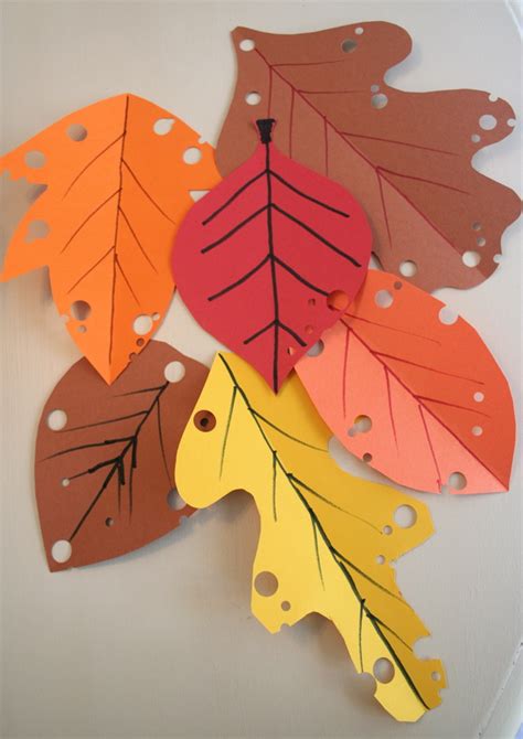 mmmcrafts: easy autumn leaf craft