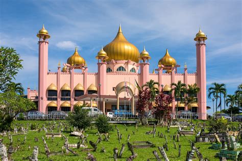 Kuching Mosque - The Waterfront Hotel