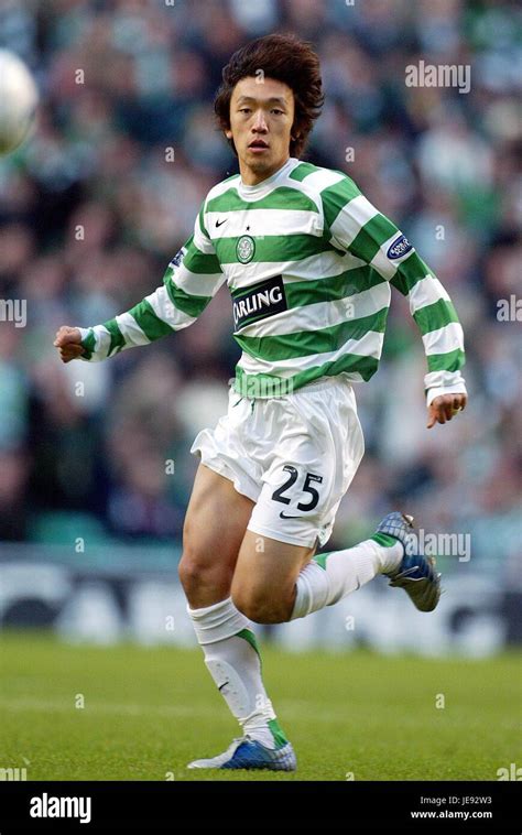 SHUNSUKE NAKAMURA GLASGOW CELTIC FC PARK HEAD STADIUM CELTIC PARK GLASGOW 14 January 2006 Stock ...