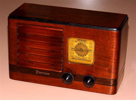 Vintage Emerson Wood Table Radio, Model CJ217, Ingraham Ca… | Flickr