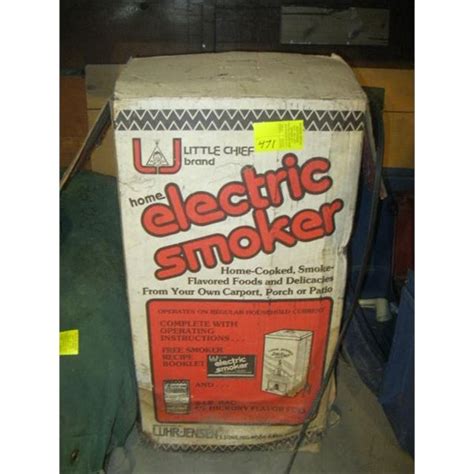 LITTLE CHIEF ELECTRIC SMOKER