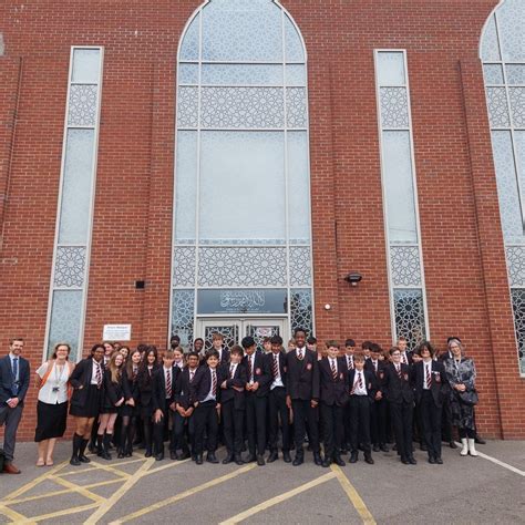 Stretford Grammar School - RE Y9 trip to Khizra Mosque