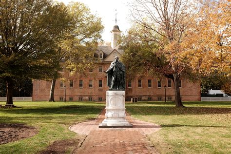 Wren Building at the College of William and Mary - RV Lifestyle News, Tips, Tricks and More from ...