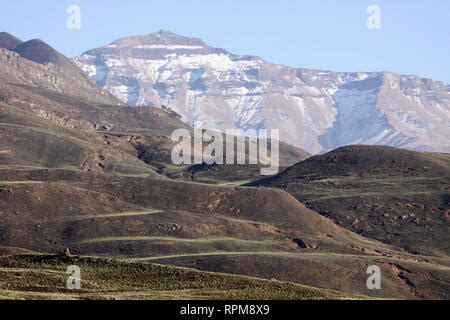 Drakensberg Mountains with snow, South Africa Stock Photo - Alamy