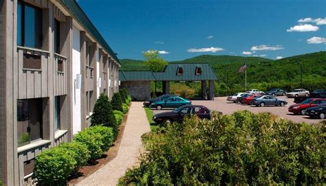 Waterbury Hotel Coupons for Waterbury, Vermont - FreeHotelCoupons.com