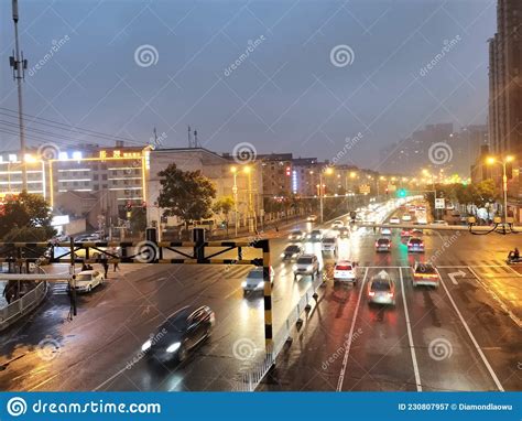 Winter city scene editorial photography. Image of traffic - 230807957