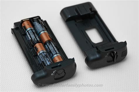 Better Family Photos: Cheap Battery Grip for Nikon D600 - First Impressions