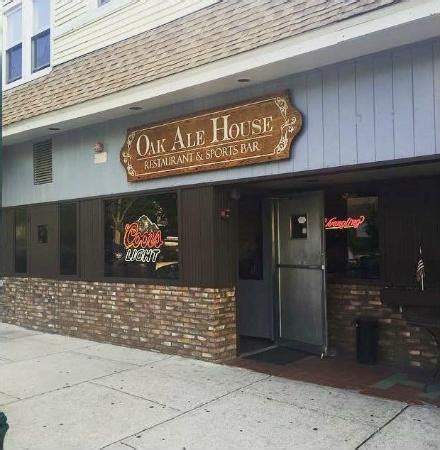 Oak Ale House, Maywood - Restaurant Reviews, Phone Number & Photos - TripAdvisor