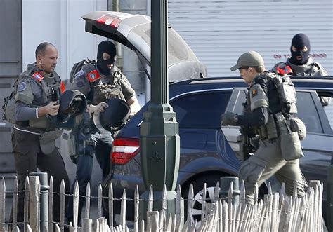 Belgium terror raid: Isis-linked Paris suspects on the run in Brussels ...