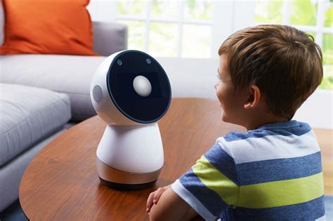 'Social robot' Jibo reaches Indiegogo backers three years later