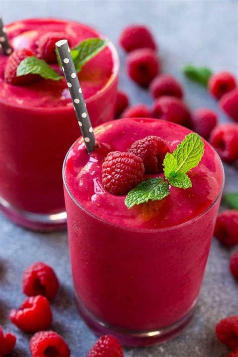 17 High-Protein Smoothies with No Protein Powder | Raspberry smoothie, Healthy smoothies, High ...