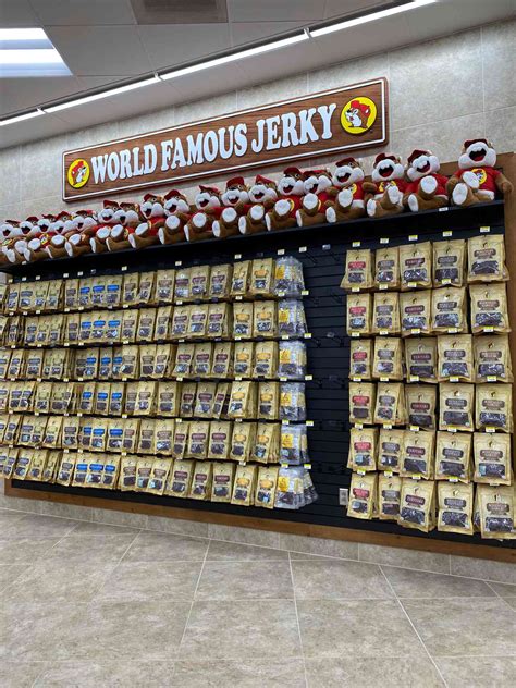 The Best Buc-ee's Jerky Flavors Worth Driving For