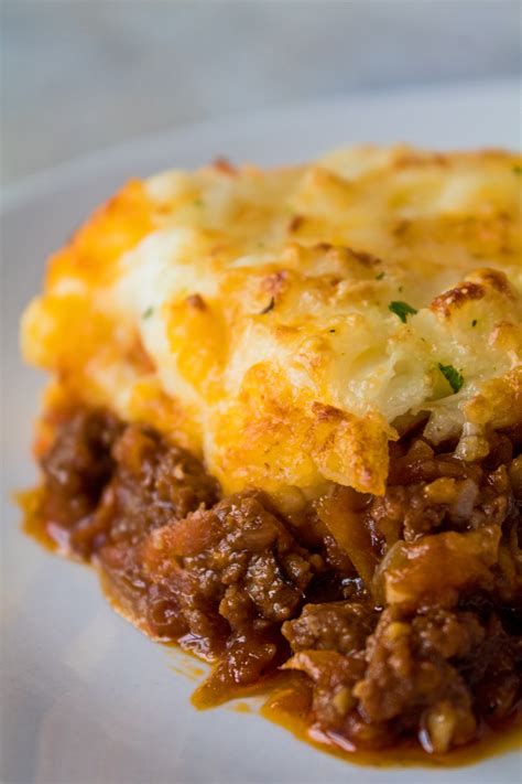 Gordon Ramsay Shepherd's Pie {Easy, Classic Comfort Food} | Bake It ...