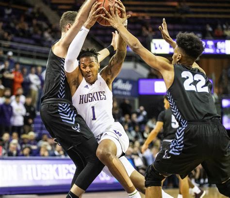 No scare on Halloween: UW men’s basketball team routs Western Washington in exhibition | The ...