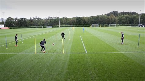 Goalkeeper training drills: Control and distribution | FourFourTwo