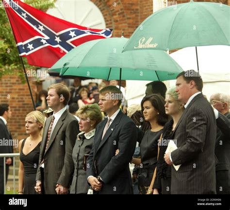 The 100 members of the us senate hi-res stock photography and images ...