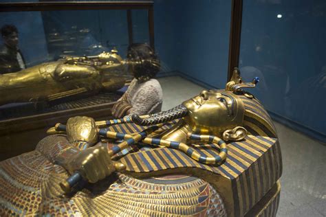 King Tut Tomb Discovery Pictures - Google Doodle Celebrates Howard ...