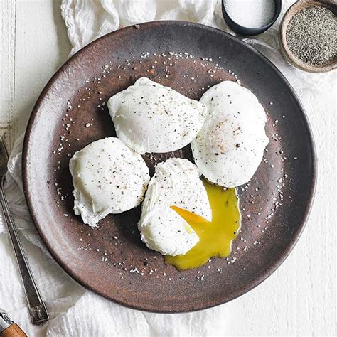 Perfectly Poached Eggs Recipe - Chef Billy Parisi