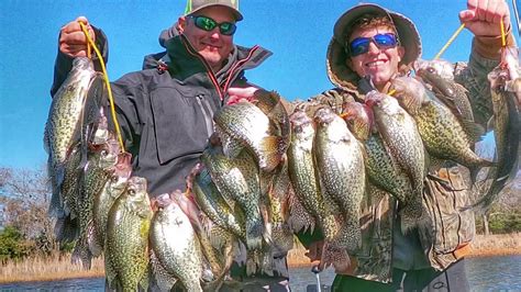 Winter Crappie fishing with Livescope - YouTube